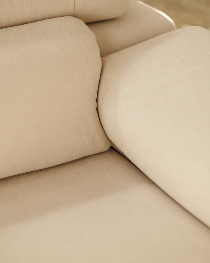 Beiges Sofa in verschiedenen Größen