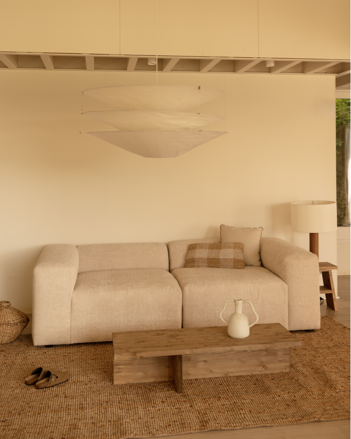 Zweier-Sofa aus Bouclé in Beige, 240x110cm.