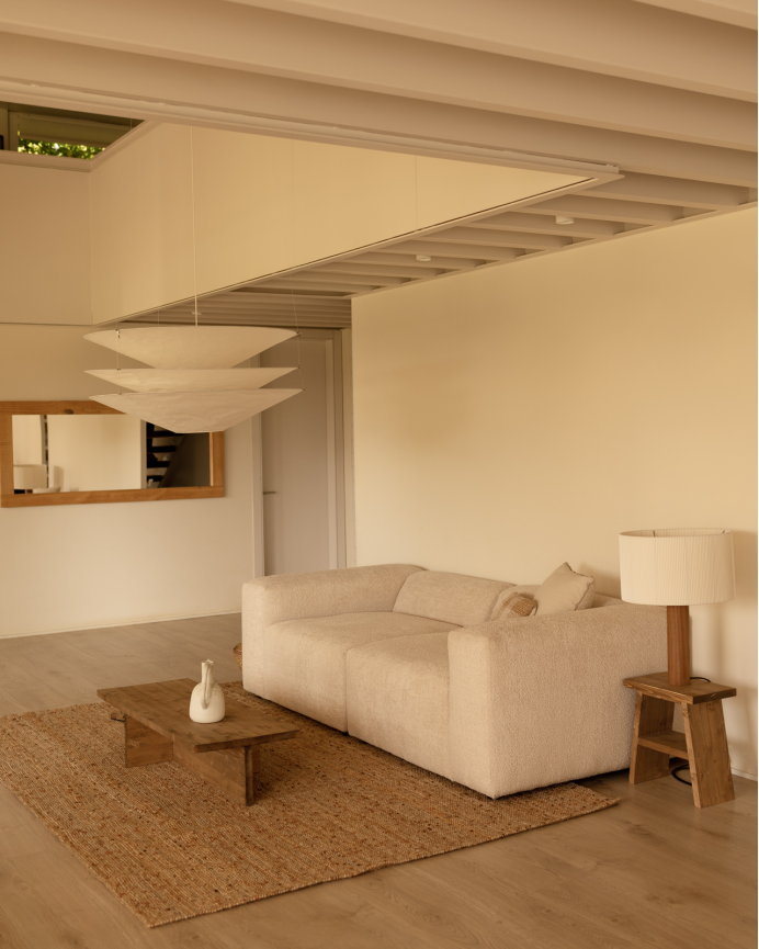 Zweier-Sofa aus Bouclé in Beige, 240x110cm.