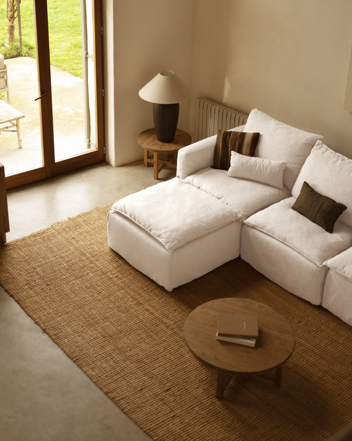 Modulares Sofa mit 3 Sitzen und linker Ottomane aus abnehmbarem Baumwoll- und Leinenbezug in Weiß mit den Maßen 285x185 cm.