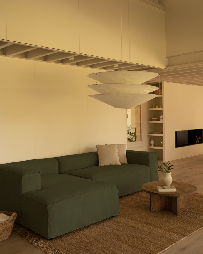 Sofa mit grünem Samt-Chaiselongue in verschiedenen Größen