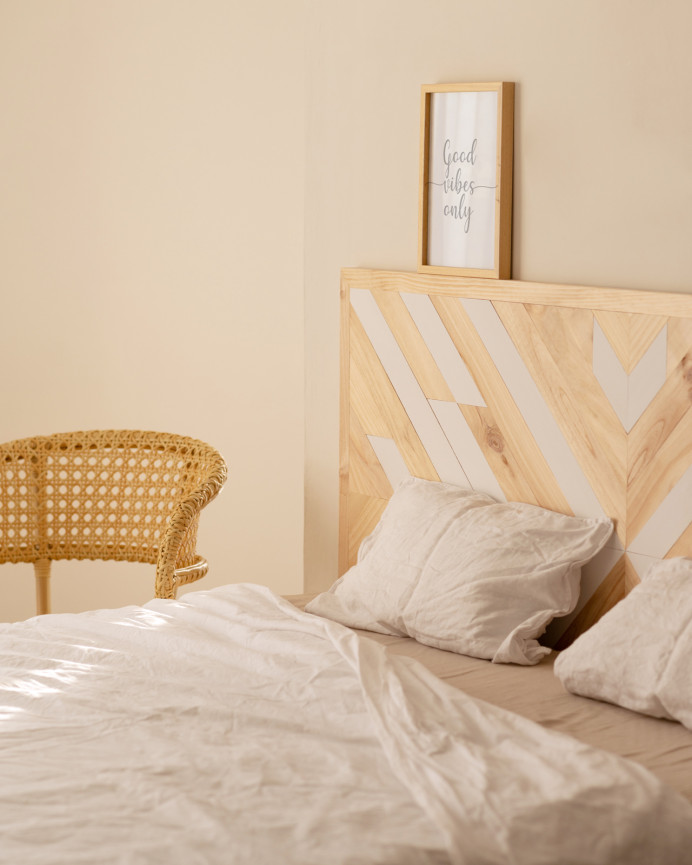 Solid wood ethnic style headboard in natural and white tones measuring 80x165cm.