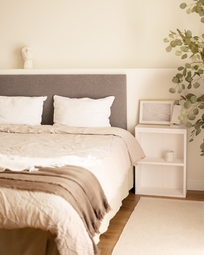 Upholstered polyester headboard in smooth purple color in various sizes.