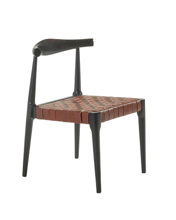 Silla de madera maciza con asiento trenzado marrón y patas en tono negro de 81cm 