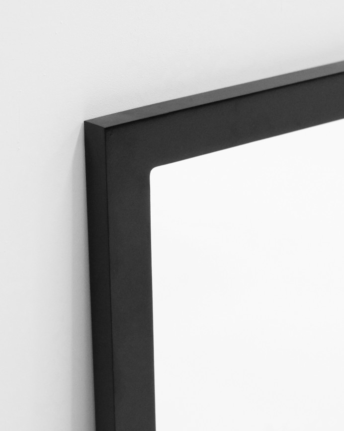 Black wooden mirror of 90x90cm