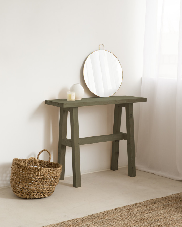 Solid wood console in green tone measuring 100x80cm.