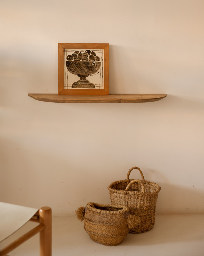 Round solid wood console table in dark toble tone with a length of 100cm.