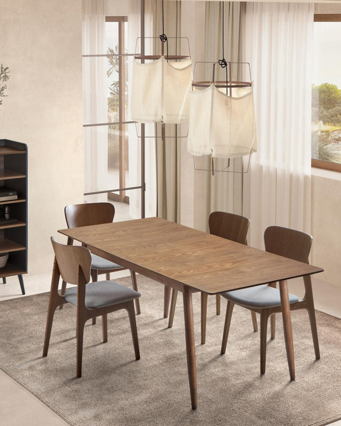 Extendable wooden dining table in dark oak tone from 150-190cm.