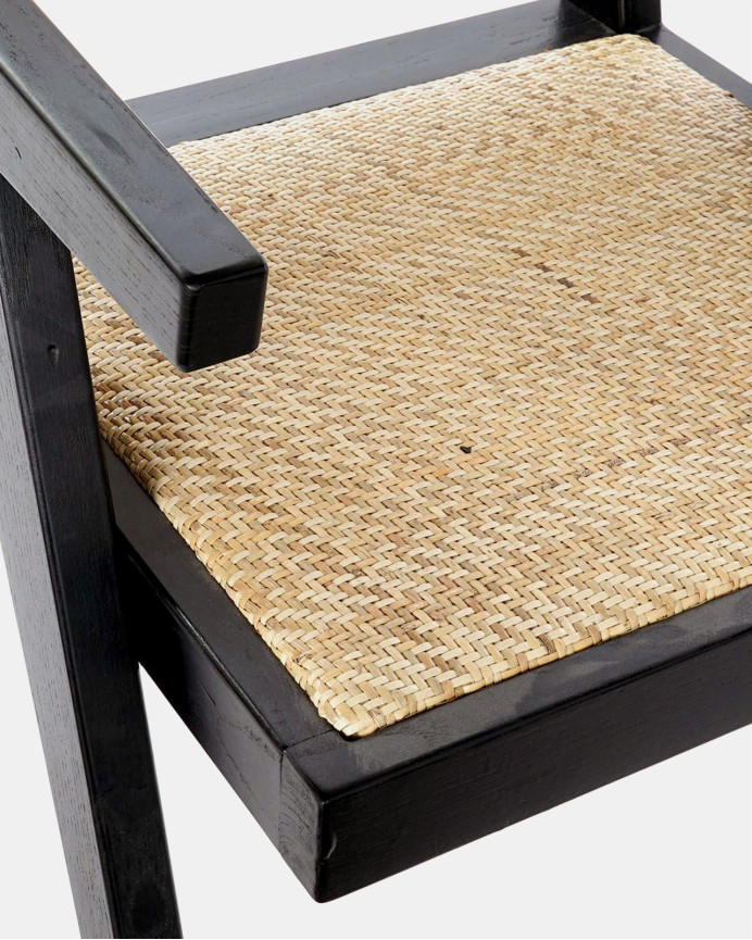 Elm wood armchair with black rattan seat and backrest measuring 86x57cm.