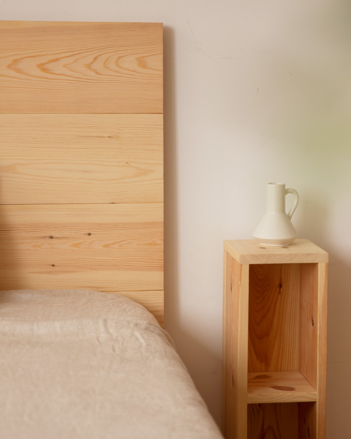 Pack solid wood headboard and bedside tables in natural tone in various sizes.