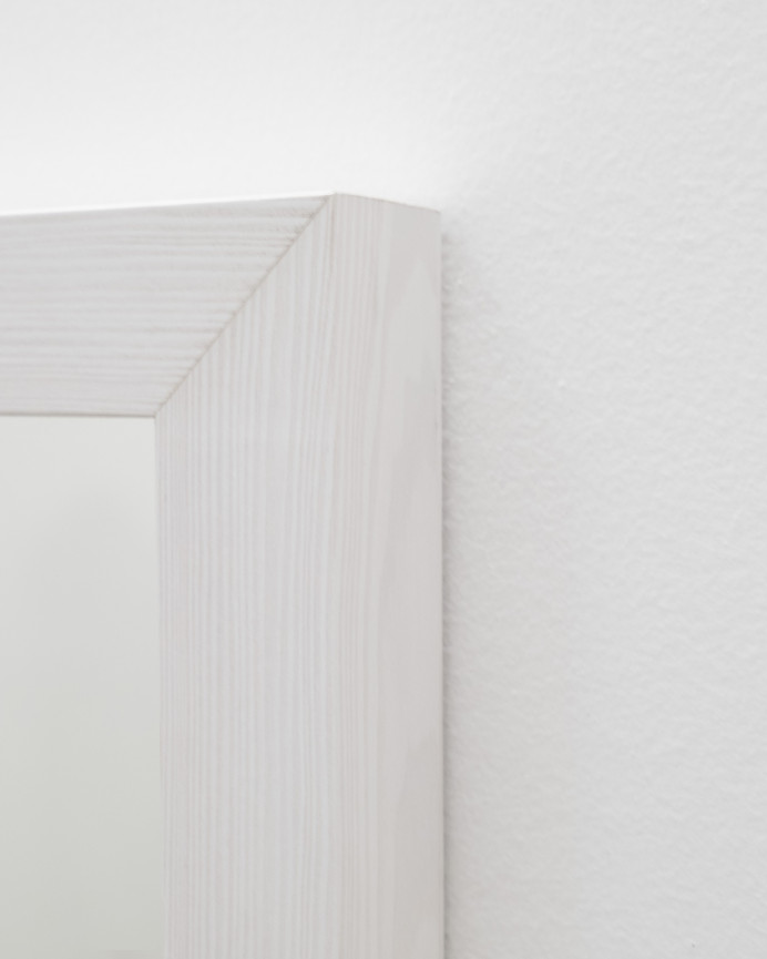 White wooden mirror of various sizes