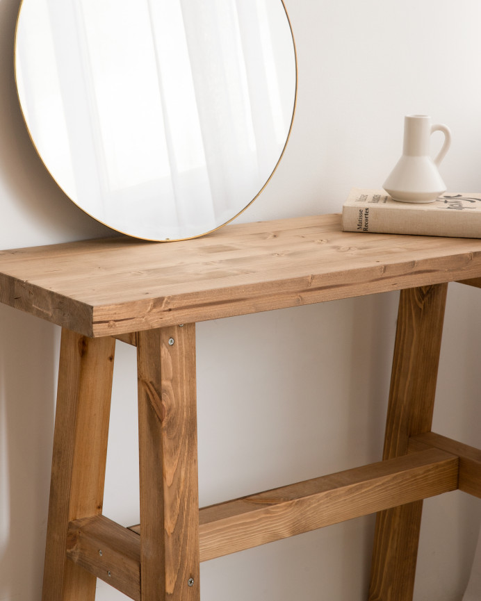 Solid wood console table in dark oak tone measuring 100x80cm.