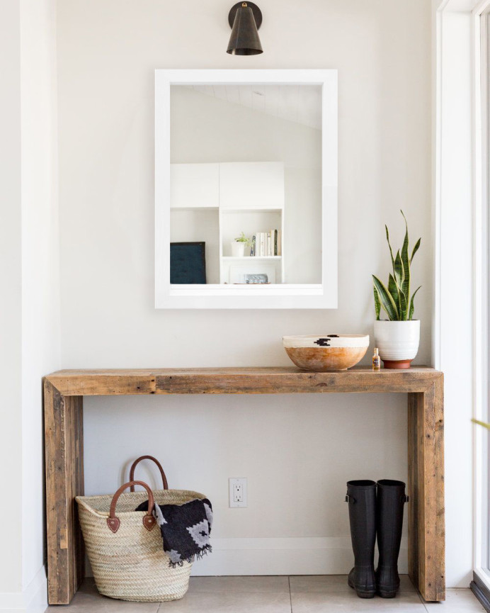 White wooden mirror of various sizes