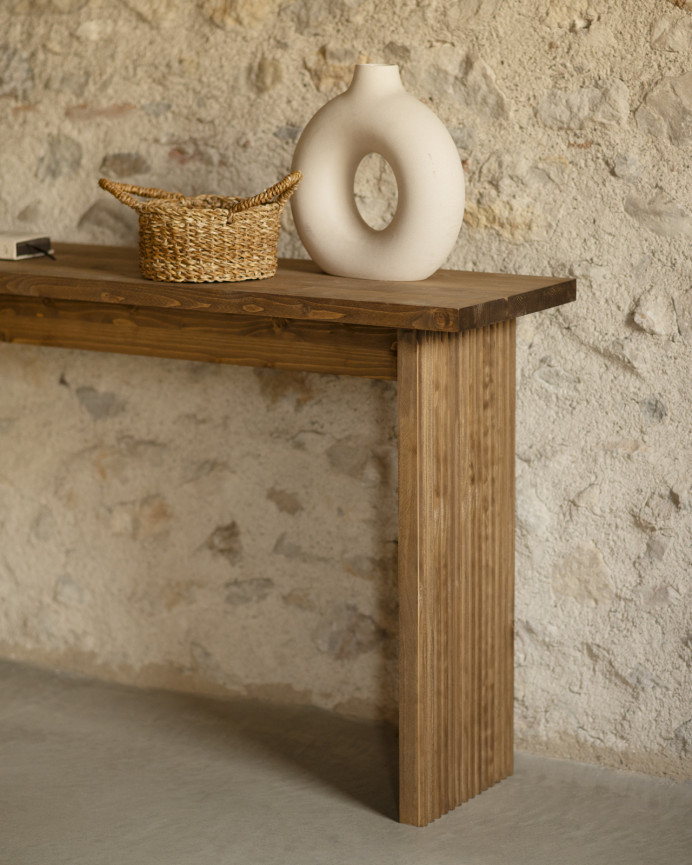 Solid dark oak wood console table measuring 120x80cm.
