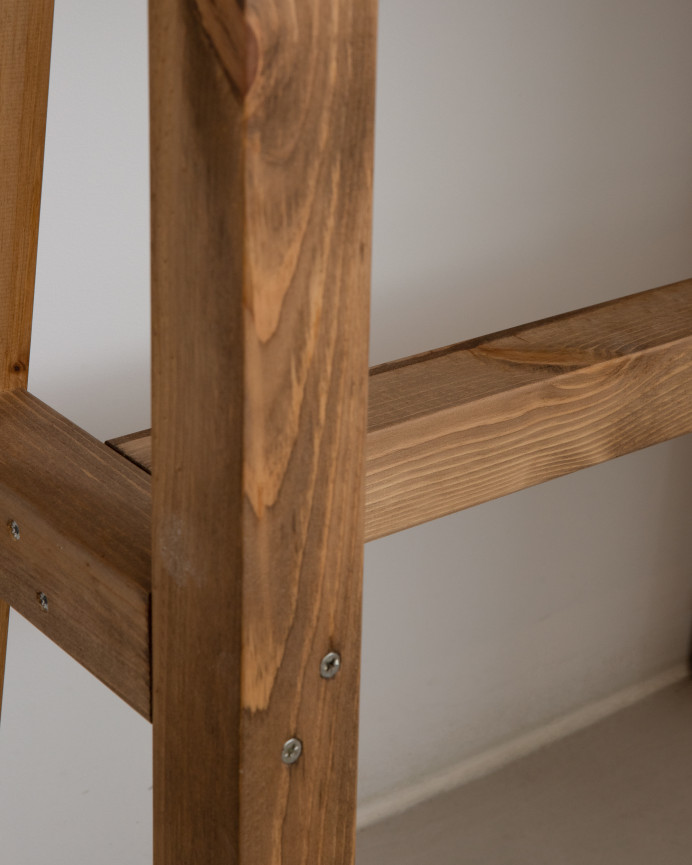 Solid wood console table in dark oak tone measuring 100x80cm.