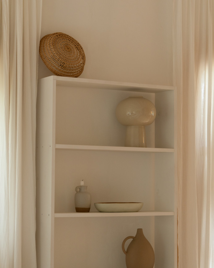 Solid wood shelf in white tone with 4 shelves