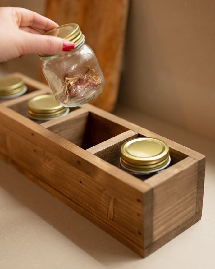 Organizer with four compartments made of solid dark oak wood measuring 10x40cm