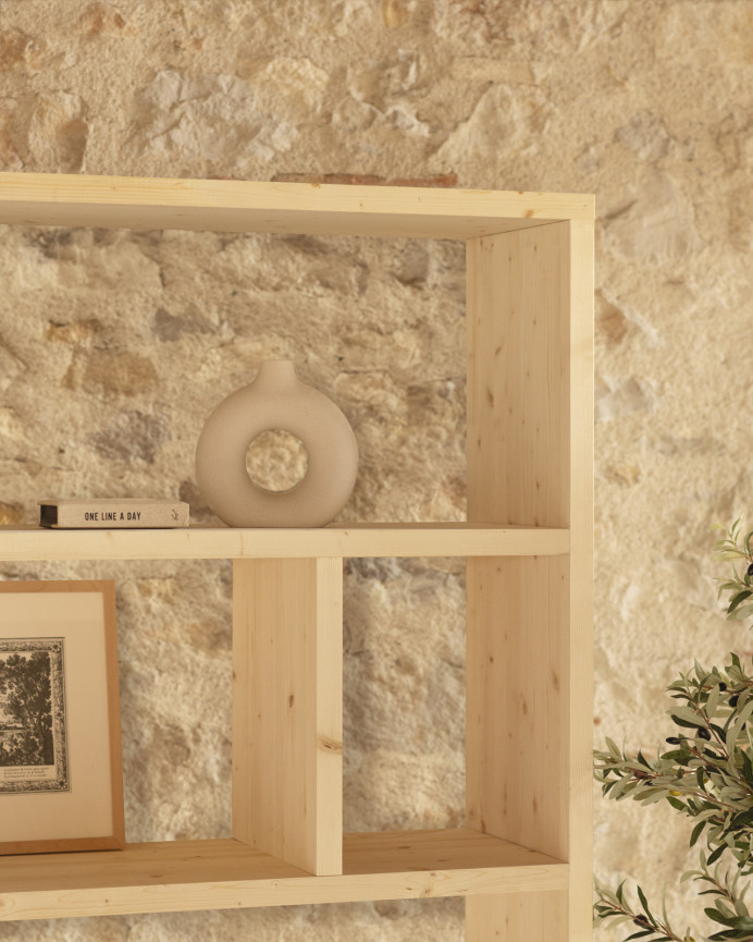 Solid wood bookcase in natural tone measuring 180x140cm.
