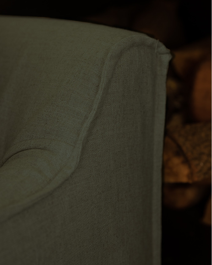 Cotton and linen sofa with removable blue cover, available in different sizes