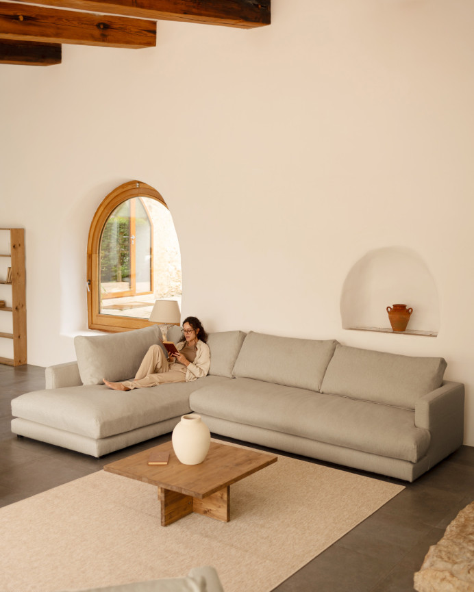 Sofa with light gray chaise longue in various sizes.