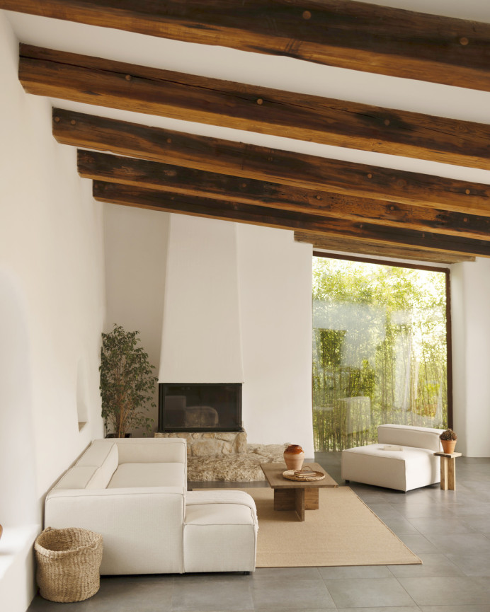 Sofa with white broken color chaise longue in various sizes.