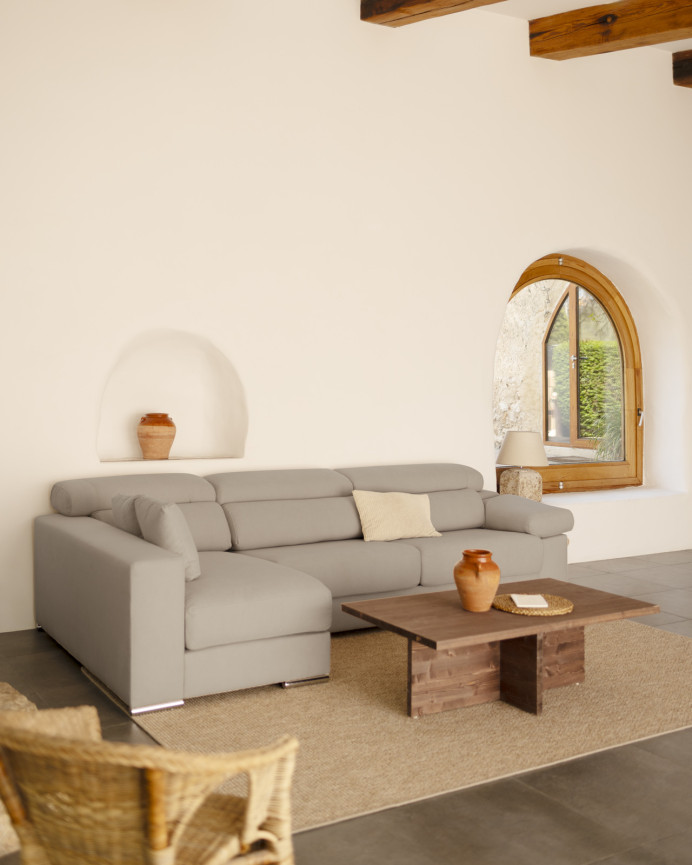 Light gray sofa with chaise longue available in different sizes.