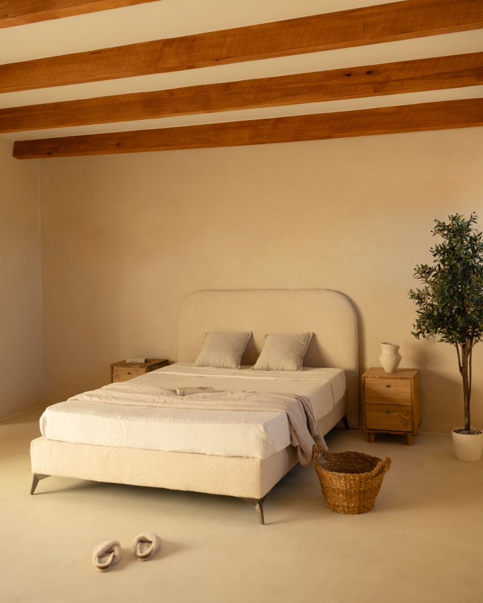 Upholstered base in beige bouclé for mattresses of various sizes