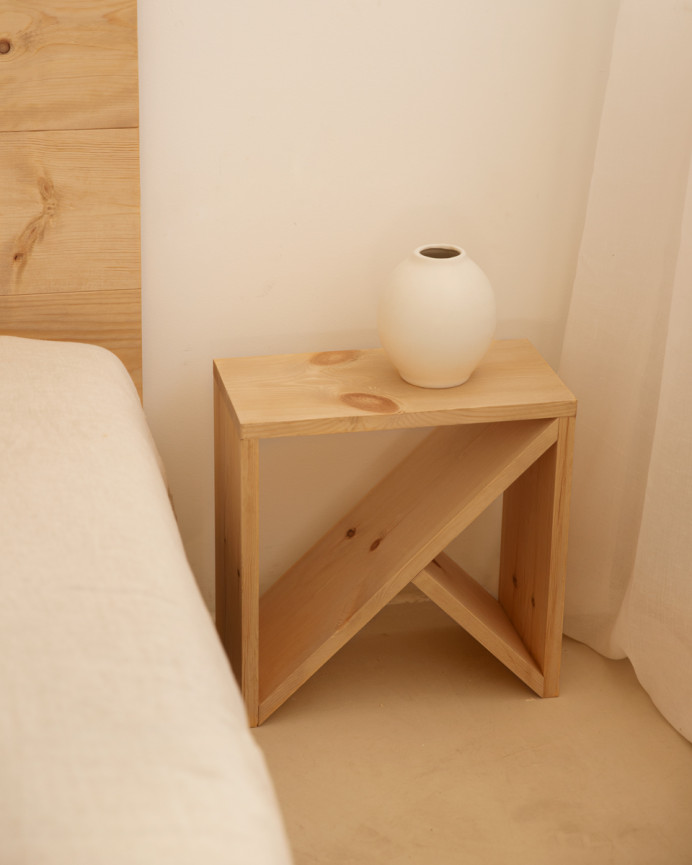 Pack 2 solid wood bedside tables in medium oak tone of various sizes.