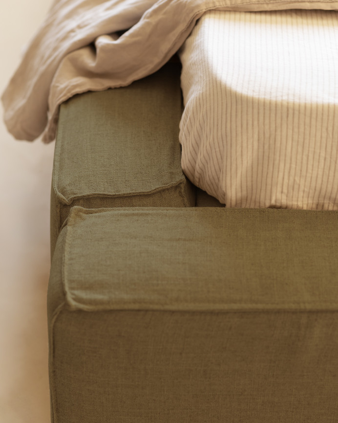 Removable green linen bed cover for mattresses of various sizes.
