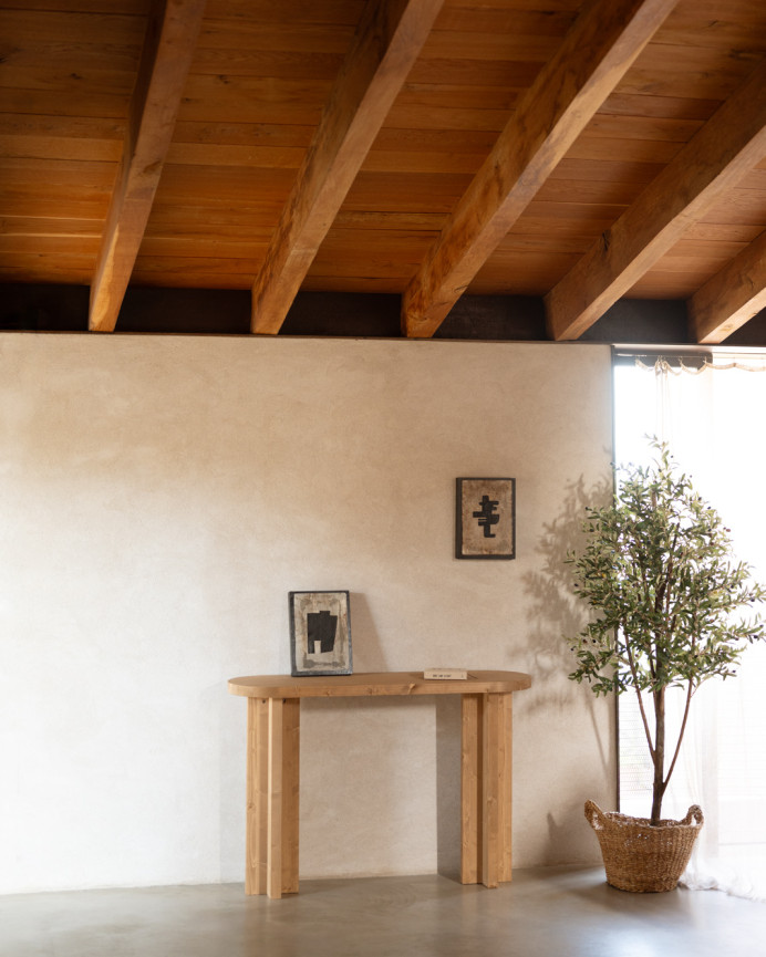 Solid wood console table in a medium oak tone measuring 120x80cm.