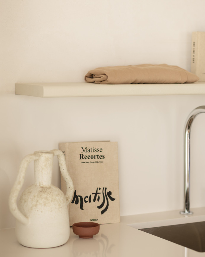 Microcement shelf in various sizes