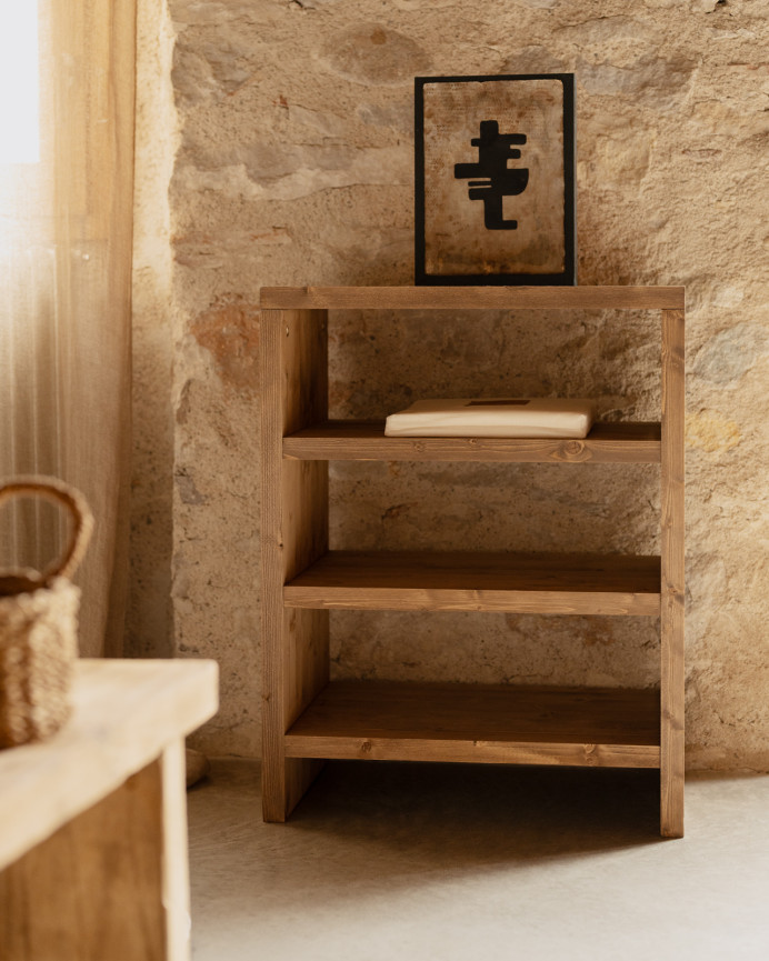 Solid wood shoe rack in medium oak tone 80x60cm.