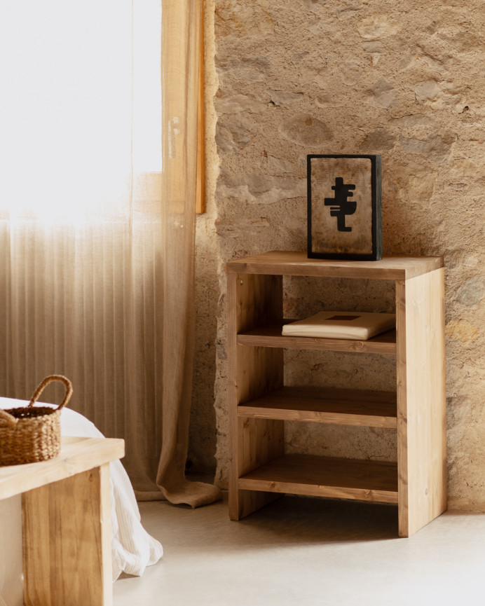 Solid wood shoe rack in medium oak tone 80x60cm.