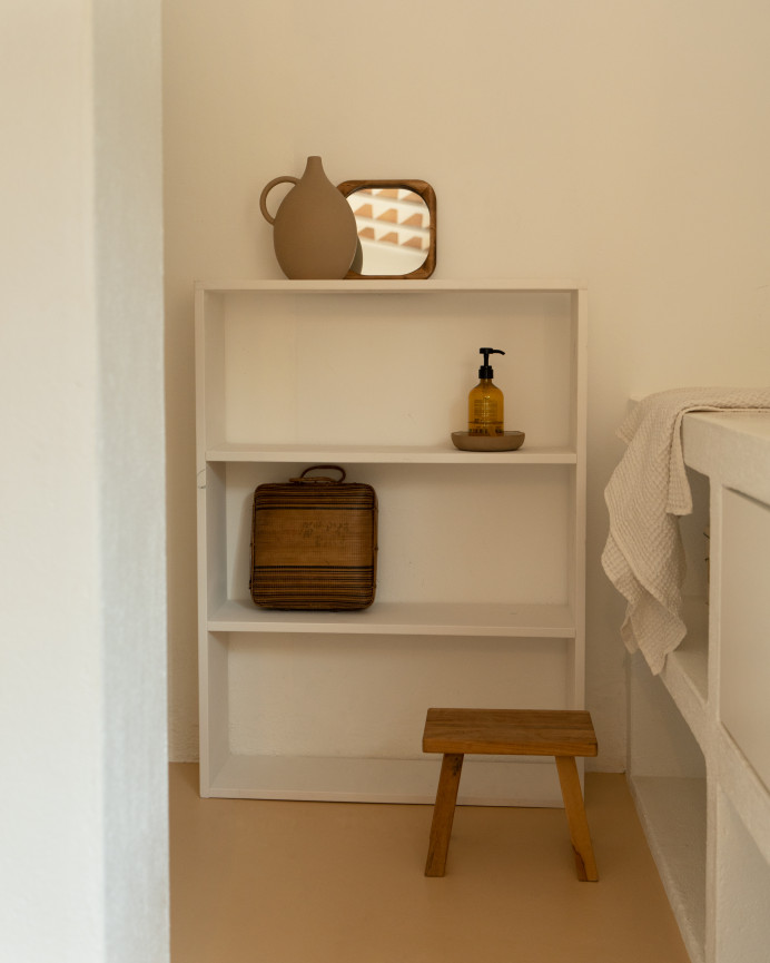 Solid wood bookshelf in white tone with 2 shelves