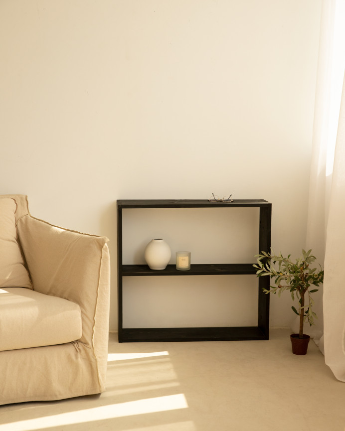 Solid wood black-toned shelving unit with 1 shelf