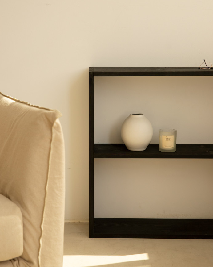 Solid wood black-toned shelving unit with 1 shelf
