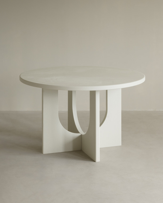 Round dining table made of microcement in various sizes