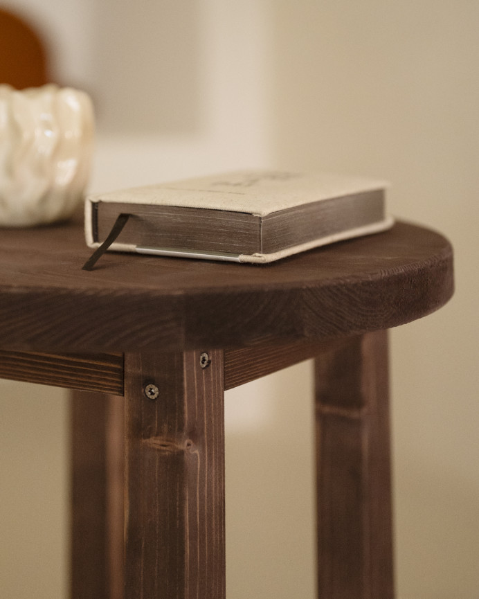 Solid walnut wood bedside table measuring 40x35cm.
