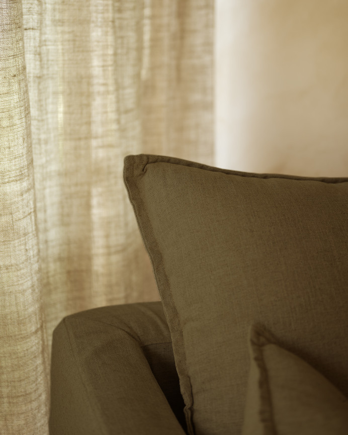 Removable green cotton and linen armchair cover measuring 109x96cm.