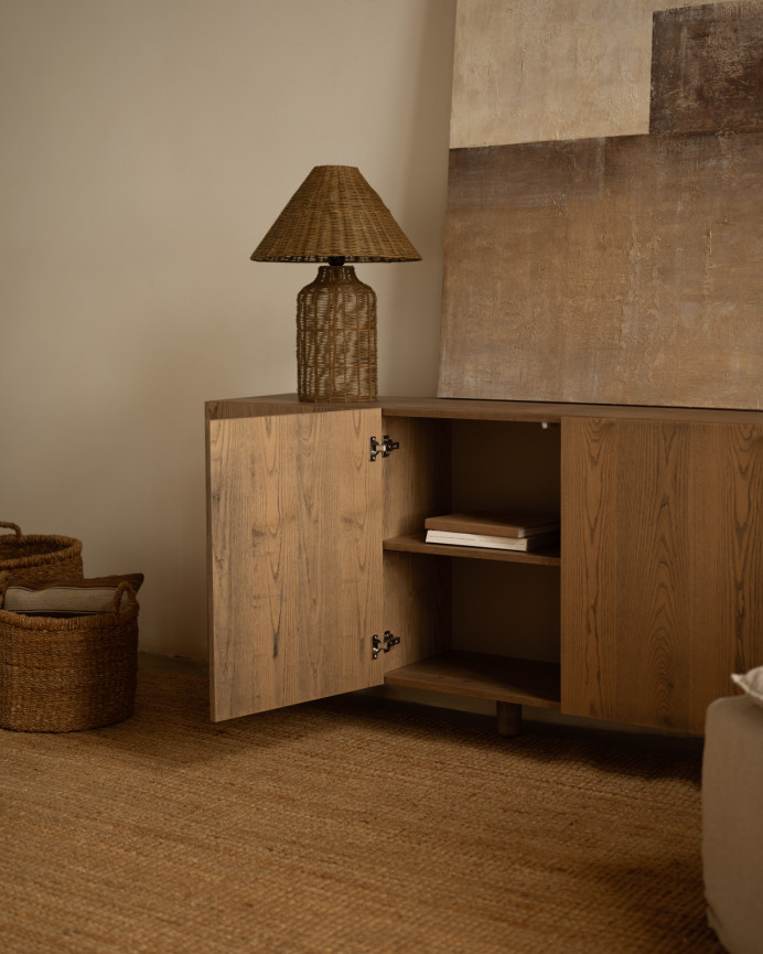 Sideboard with 3 doors made of natural ash wood veneer in hazelnut tone measuring 160x40cm.