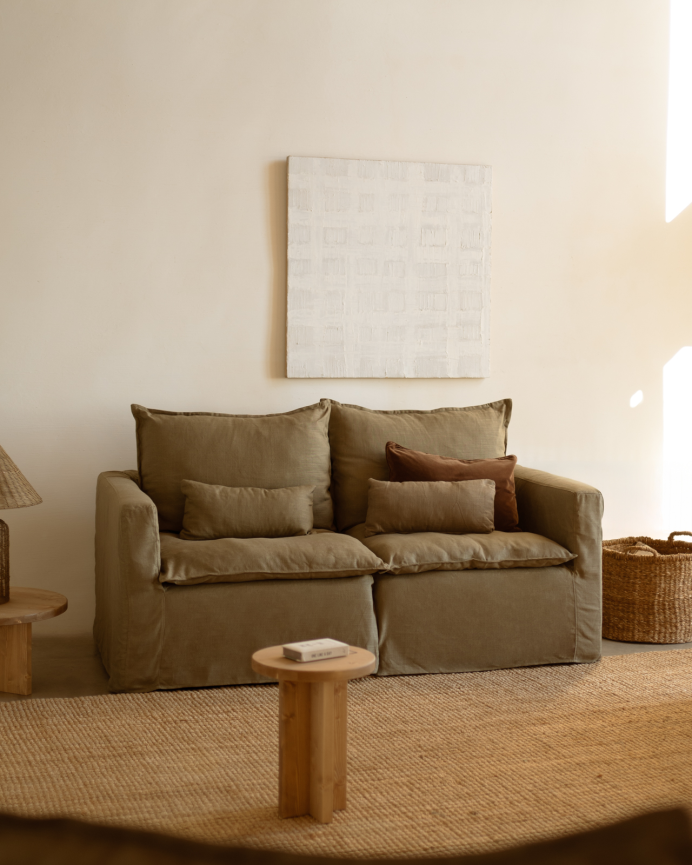 Cotton and linen module with removable right armrest in green tone measuring 97x96cm.