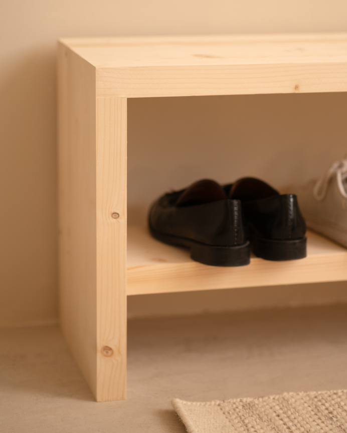 Solid wood shoemaker's bench in natural tone available in various sizes