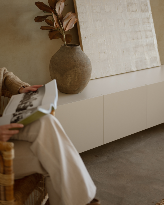 TV unit lacquered in sand tone in various sizes.