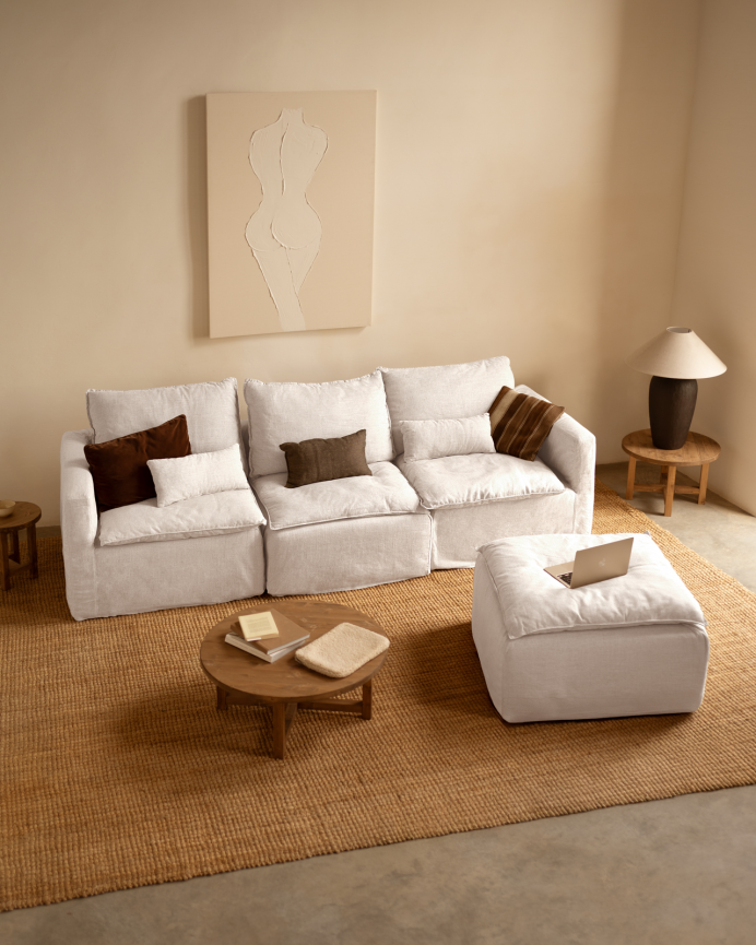 Modular straight cotton and linen sofa with removable white tone cover of 285x96cm.