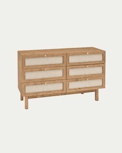 Comfortable and console-style furniture