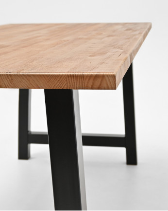 Mesa de comedor de madera maciza acabado roble oscuro con patas de hierro negras de varias medidas