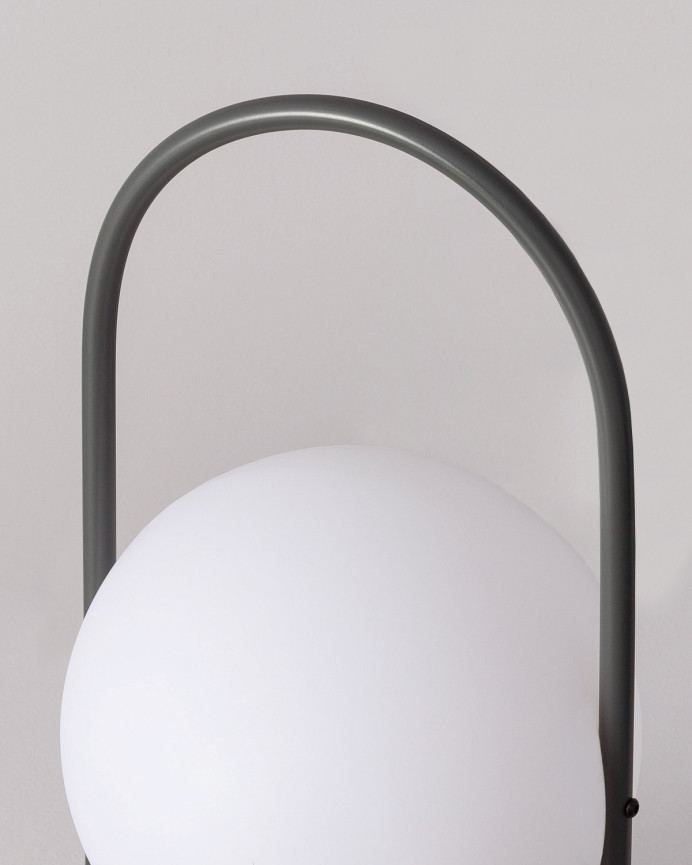 La lámpara de mesa portátil color gris de 30x17cm