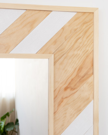 Espejo de madera maciza en tono natural y blanco de 163x84cm