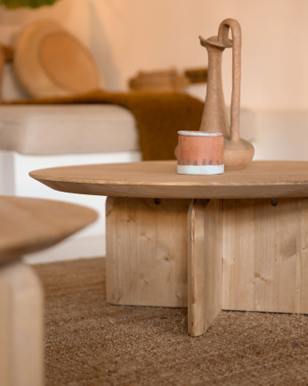 Mesa de centro redonda de madera maciza en tono roble medio de varias medidas