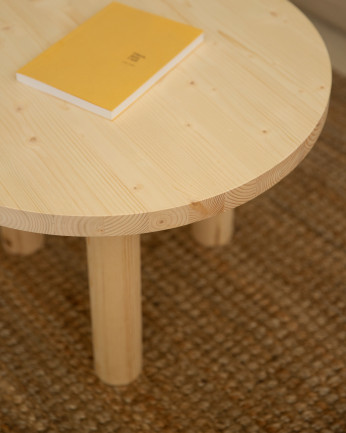 Mesa de centro redonda de madera maciza en tono natural de 40x60cm